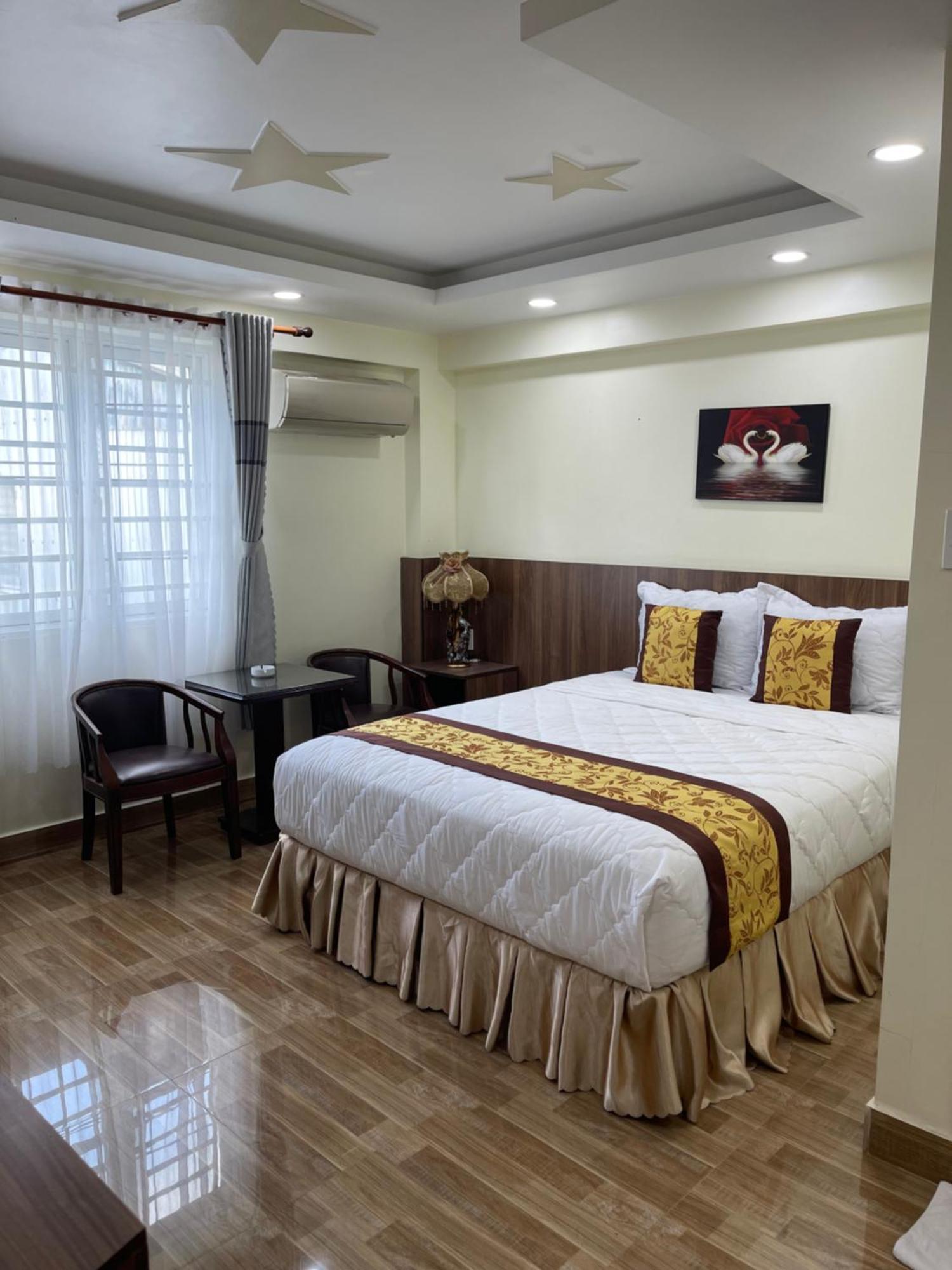Motel Hoang De Чау-Док Экстерьер фото